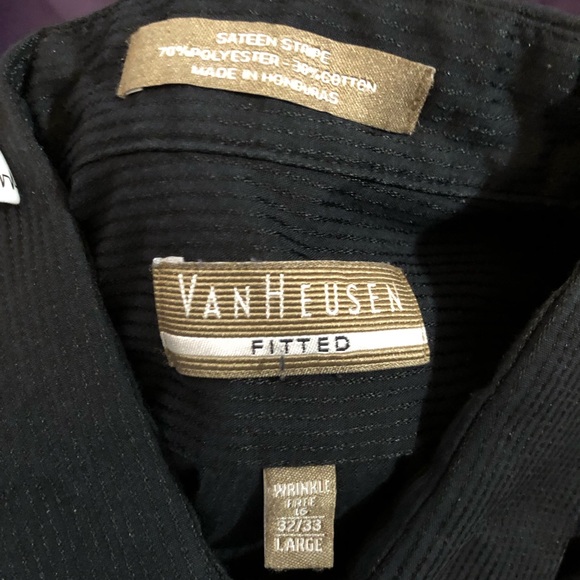 Gently worn dress shirts 16/16.5 32/33 CalvinKlein GeoffreyBeene & VanHeusen - Picture 3 of 5